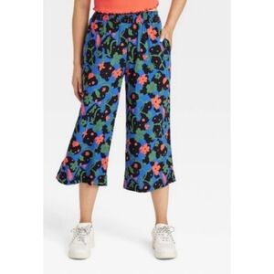 NEW Latino Heritage Month Patterned Crop Pants